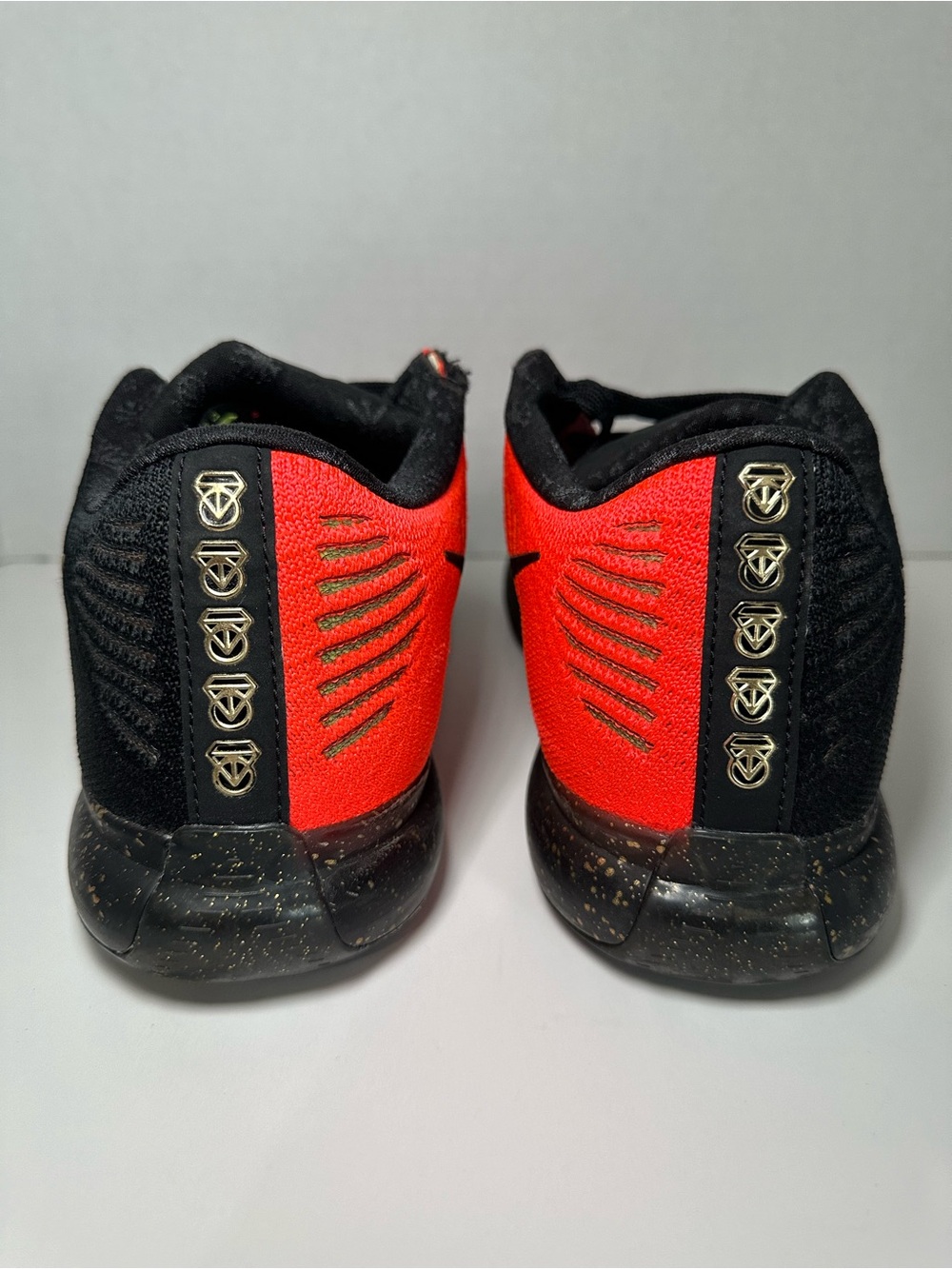 Nike Kobe 10 Elite Christmas Basketball Shoe - Picture 3 of 9